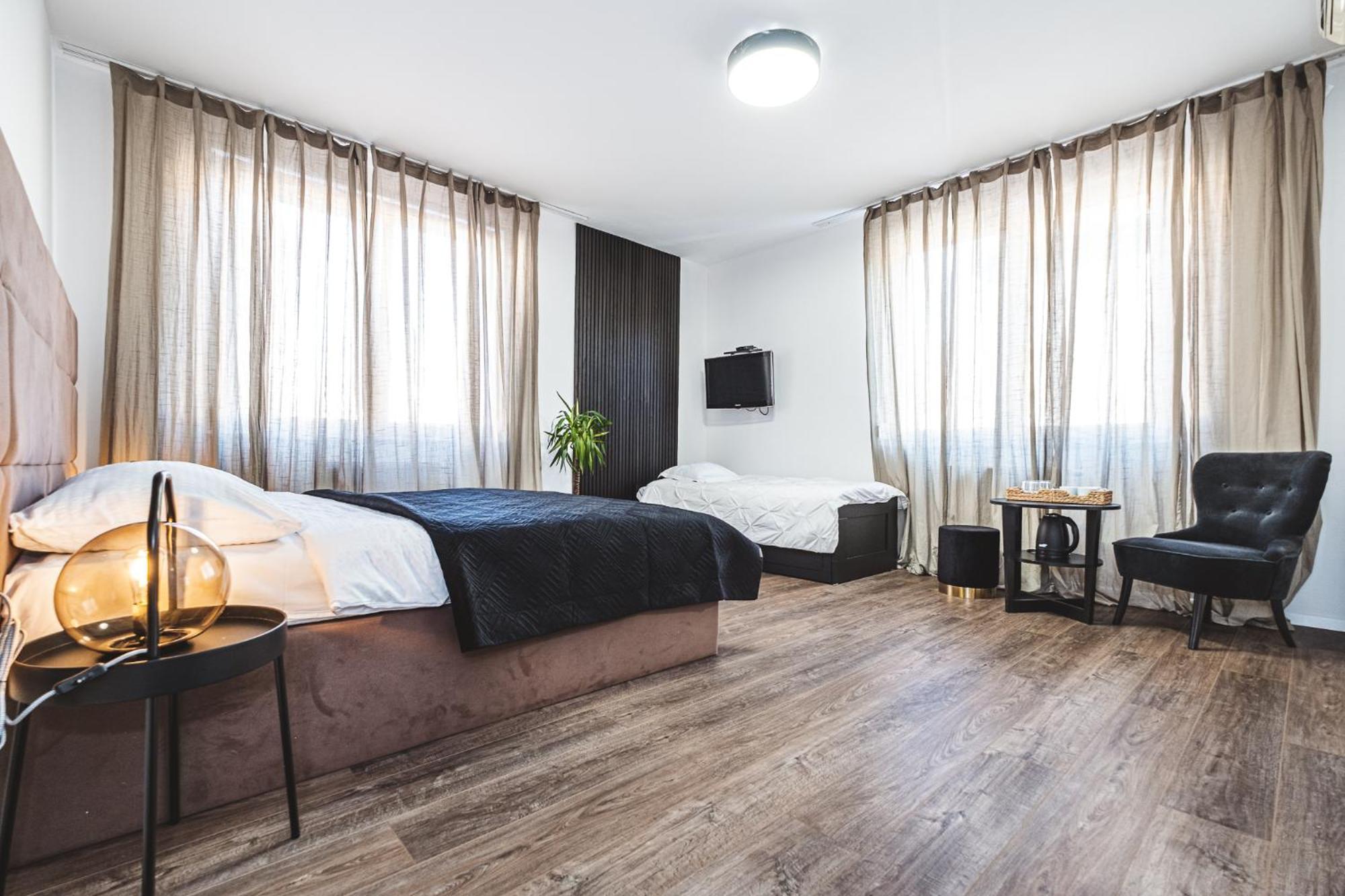 National Plus Zagreb Bagian luar foto